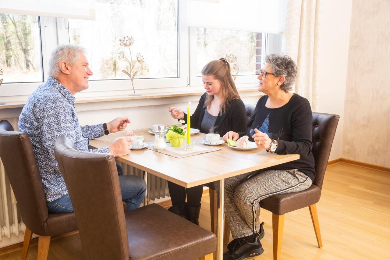 Hotel-Pension Haus Holtdirk Lippstadt Eksteriør billede